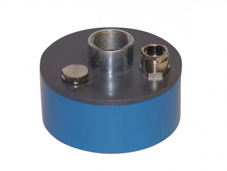 Brunnenkopf Stülpdeckel für Brunnenrohr DN 100 mit 1 1/4 Zoll IG für Steigleitung